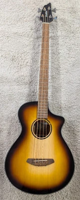 Bajo eléctrico acústico de 4 cuerdas Breedlove Discovery S Concert Edgeburst Foto 1 de 4