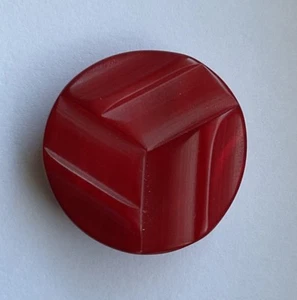 2.3 Cm Diam Vintage Arte Deco Plastic RED Button- Tunnel Shanked - Freep.P. - Picture 1 of 4