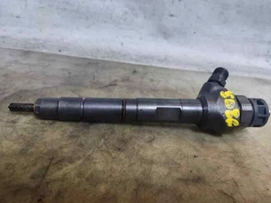 03L130277J injecteur pour AUDI A4 2.0 TDI 2007 1039067 - Picture 1 of 13