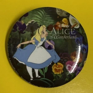1,25" Loungefly Alice im Wunderland Button Pin WDB0686 USA - Bild 1 von 8