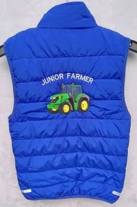 JUNIOR BAUER BESTICKT KINDER TRAKTOR BODYWARMER WESTE JOHN DEER? - Bild 1 von 4