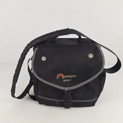 LowePro Nova 2 Vintage Padded Shoulder Camera Bag Dividers Carry Handle Black - image 1 of 4