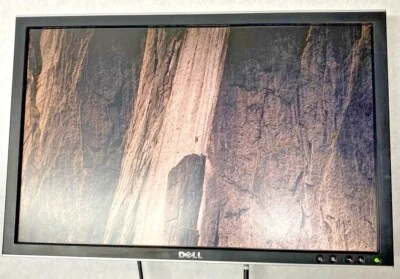 Dell 2208WFPT 22" WideScreen 1680 x 1050 LCD Flat Panel Monitor GRADE B 0F532H - Image 1 of 4