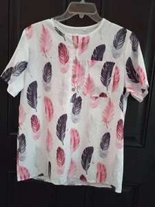 Womens Unbranded Blouse M White with Red Black Feather Design Good Condition - Picture 1 of 7