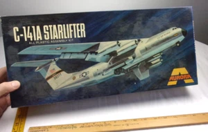 Kit modellino Lockheed C-141A Starlifter AURORA 1969 USAF n. 376 - Foto 1 di 5