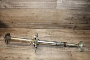 Honda ATC200S 1986 eje trasero eje de transmisión con bujes pocas horas - Imagen 1 de 5