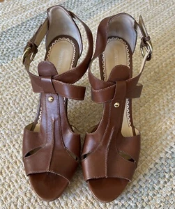 Johnson and Murphy Damen Braun Leder Riemen High Heels, Seitliche Schnalle 4” Heels - Bild 1 von 6