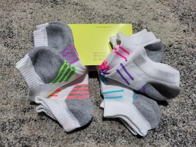 Calcetines deportivos para niños 6pk No Show - todo en movimiento blancos M 9-2,5 Foto 1 de 3