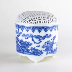Koro Arita ware Japanese Incense pot Burner Karako chinese children pattern - Picture 1 of 7