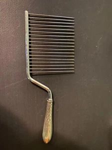 Vintage Sterling, Handled Cake Comb, Cake Breaker/ Slicer - Picture 1 of 5