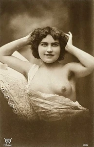 cartolina erotica donna nuda erotica ragazza nude pc - Foto 1 di 2