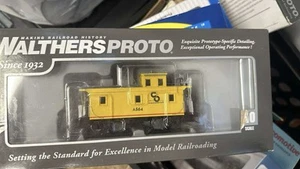 Walthers Proto C&O G2 Wood Caboose - Picture 1 of 1