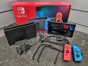 Neon-Rot & Blau Nintendo Switch Konsole VERPACKT Defekt Ersatzteile Reparatur KOSTENLOSER UK-Versand - Bild 1 von 17