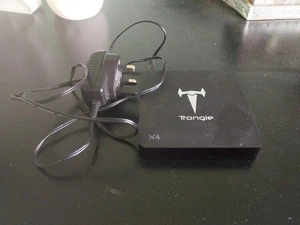 Trongle X4 Android TV Box Media Streamer for TV UK - Picture 1 of 4