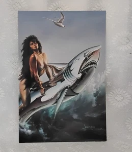 Póster brillante 1990 Julie Bell Fantasy Art 9"x6" La Bella y la Bestia de Acero - Imagen 1 de 4