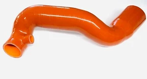 RED Air Intake Hose for Jeep Grand Cherokee WH Wk 3.0 CRD 05-10 - Picture 1 of 2