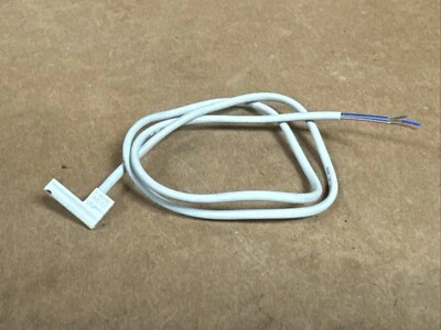 NEW SMC D-M9PWV SOLID STATE AUTO SWITCH SENSOR - FAST SHIPPING - Image 1 of 4