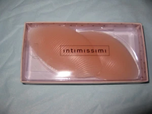 ❤️ One Size ❤️ Victoria's Secret INTIMISSIMI BRA PUSH UP INSERTS SILICONE NO-BOX - Picture 1 of 1
