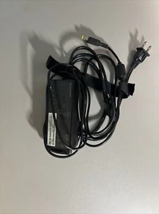 Genuine OEM 65W USB AC Adapter Charger For Lenovo ThinkPad 20V 3.25A Slim Tip US - Picture 1 of 1