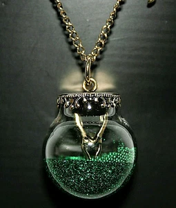 Marvel Comics Thor Loki Snow Global Shaker Necklace Helmet Pendant New NOS MOC - Picture 1 of 4
