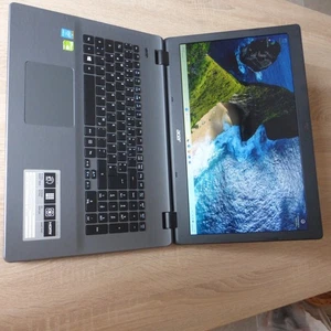 ACER Aspire E5-771G, 17,3" Display Intel Core i5-4210U, GeForce 820M Windows 11 - Bild 1 von 11