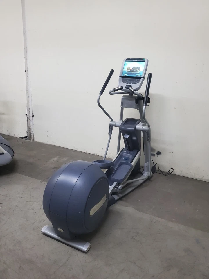 Precor EFX 885 椭圆串流器 P82 控制台 - 二手 商用质量 — 第 1/4 张图片