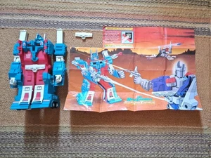 Vintage original G1 Transformers Ultra Magnus with Rubber Tyres - Picture 1 of 8