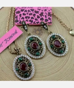 Set Jewelry Betsey Johnson Pendant rhinestone Oval Hollow out Earring necklace - Bild 1 von 4