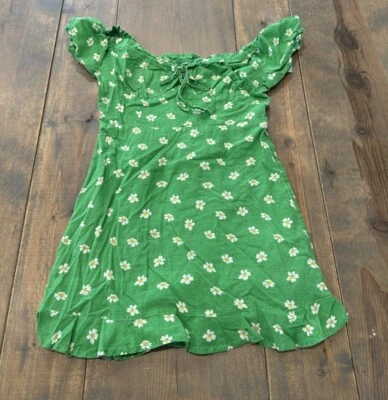 Urban Outfitters Women’s Juniors Short Sleeve Green White Flowers Lined Dress M - Image 1 of 4