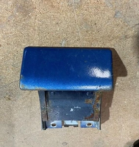 76-86 Jeep CJ CJ5 CJ7 CJ8 OEM Cenicero Bandeja Conjunto ENVÍO GRATUITO - Imagen 1 de 4