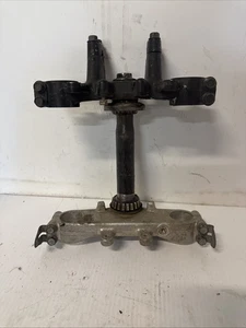 1984 YAMAHA XT250 DIRTBIKE TAKE OFF AHRMA BOTH TRIPLE TREE CLAMPS HANDLEBAR CAPS - Picture 1 of 5