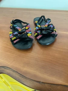 Sandalias GIOSEPPO de cuero negras con detalle de cuentas borlas negras talla 38 - Imagen 1 de 7