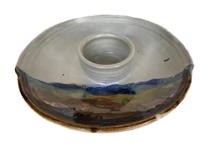 Bandeja decorativa para astillas y salsas de cerámica con tema de paisaje, firmada M, 12" de ancho - Imagen 1 de 10