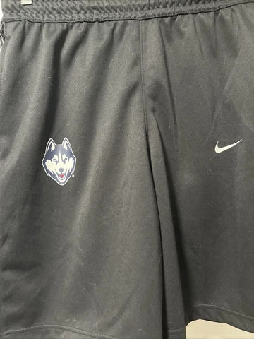 Nike UCONN Huskies Spotlight Basketball Team Short Men's M Black NWT $45 AT5407 Cover