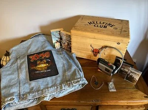 Hellfire Gift Box EDDIE MUNSON Replica Denim Vest Jacket L Chest & Walkman ST 🔥 - Picture 1 of 24