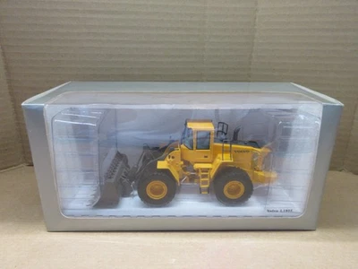 MOTORART VOLVO L180E LOADER EXCAVATOR DIECAST MODEL VOLVO CONSTRUCTION MODEL - Image 1 of 4
