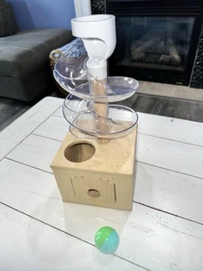 Lovevery The Babbler Slide and Seek Ball Run Drop Montessori One Ball - Picture 1 of 9