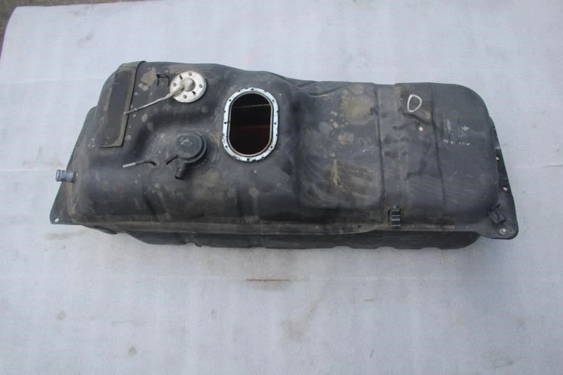 Toyota 4runner 2002 tanque de combustible de gasolina Foto 1 de 4