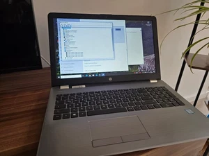 HP HQ-trte-71025 15,6" Laptop. i5-7200U/2,5ghz, 8 gb. DDR4. 240gb.ssd - Bild 1 von 10