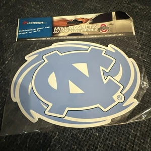 NOS NEU VERSIEGELT UNC TARHEELS Auto PKW LKW Werkzeugkiste Magnet Aufkleber - 7,5" Durchmesser - Bild 1 von 3