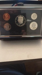 1993 US Mint Premier Silver Proof Set/ 90% Silver /COA/5Coins      296 - Picture 1 of 6