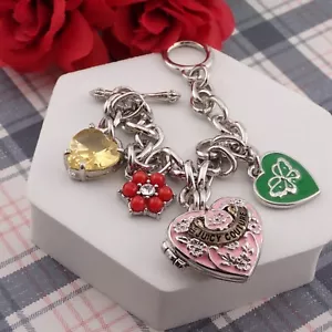 Bracciale Charm Vintage Juicy Couture Smalto Rosa Cuore Medaglione Perla Coltivata 7" - Foto 1 di 8