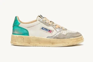 AUTÉNTICAS ZAPATILLAS BAJAS MEDALLISTAS SUPER VINTAGE EN CUERO CEPILLADO AVLW MT05 - Imagen 1 de 6