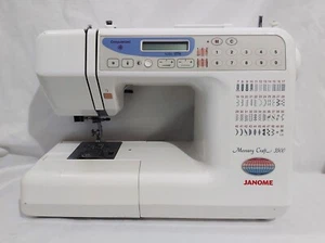 JANOME MEMORY CRAFT 3500 Computerised Sewing Machine with EXTRAS + COVER - Picture 1 of 18