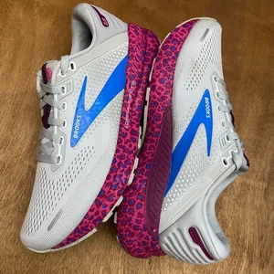 Brooks Adrenaline GTS 22 scarpe donna 7,5 B grigio rosa stampa leopardata 1203531B160 - Foto 1 di 24
