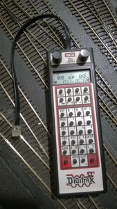Digitrax DT400R Radio Equipped Super Throttle. Read description. - Picture 1 of 5