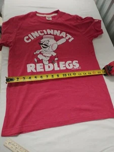 Camiseta Cincinnati Reds Mr RedLegs. Talla pequeña. MLB. - Imagen 1 de 5