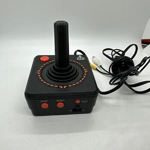 Joystick Plug and Play Atari 2600, modelo 09560 10 juegos clásicos - Imagen 1 de 5