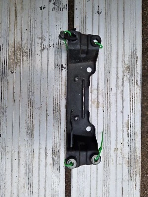 Suzuki Bandit GSF600 1995 1999 Fuel Tank Mount - Image 1 of 2