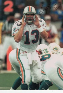 1995 Dan Marino Quarterback Club Greeting Card Miami Dolphins - Picture 1 of 3